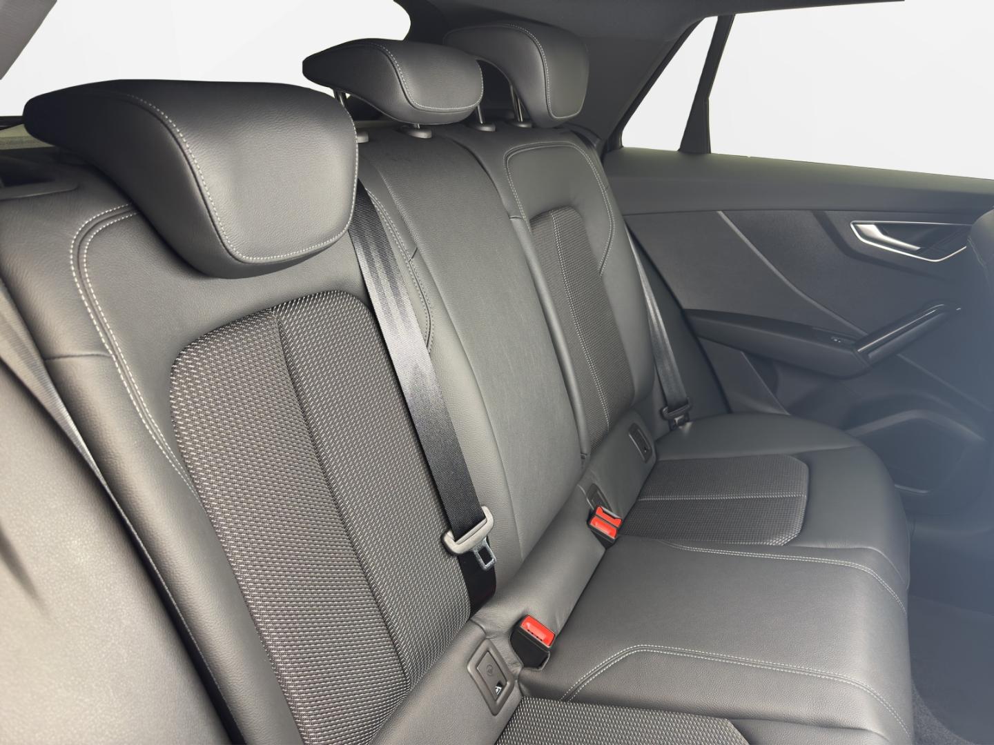 Image about Audi Q2 S line 35 TDI quattro S tronic
