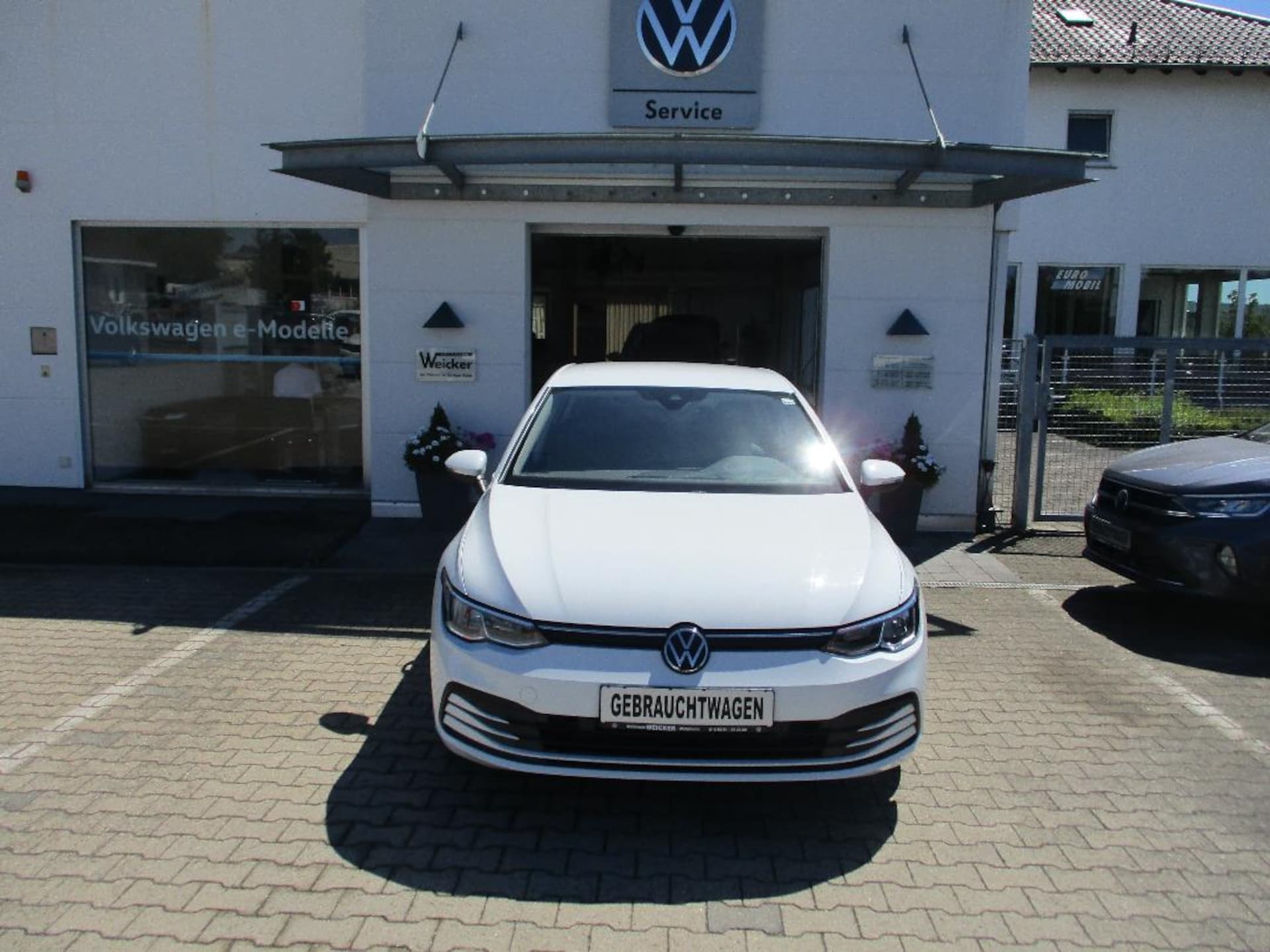 Volkswagen Golf Life