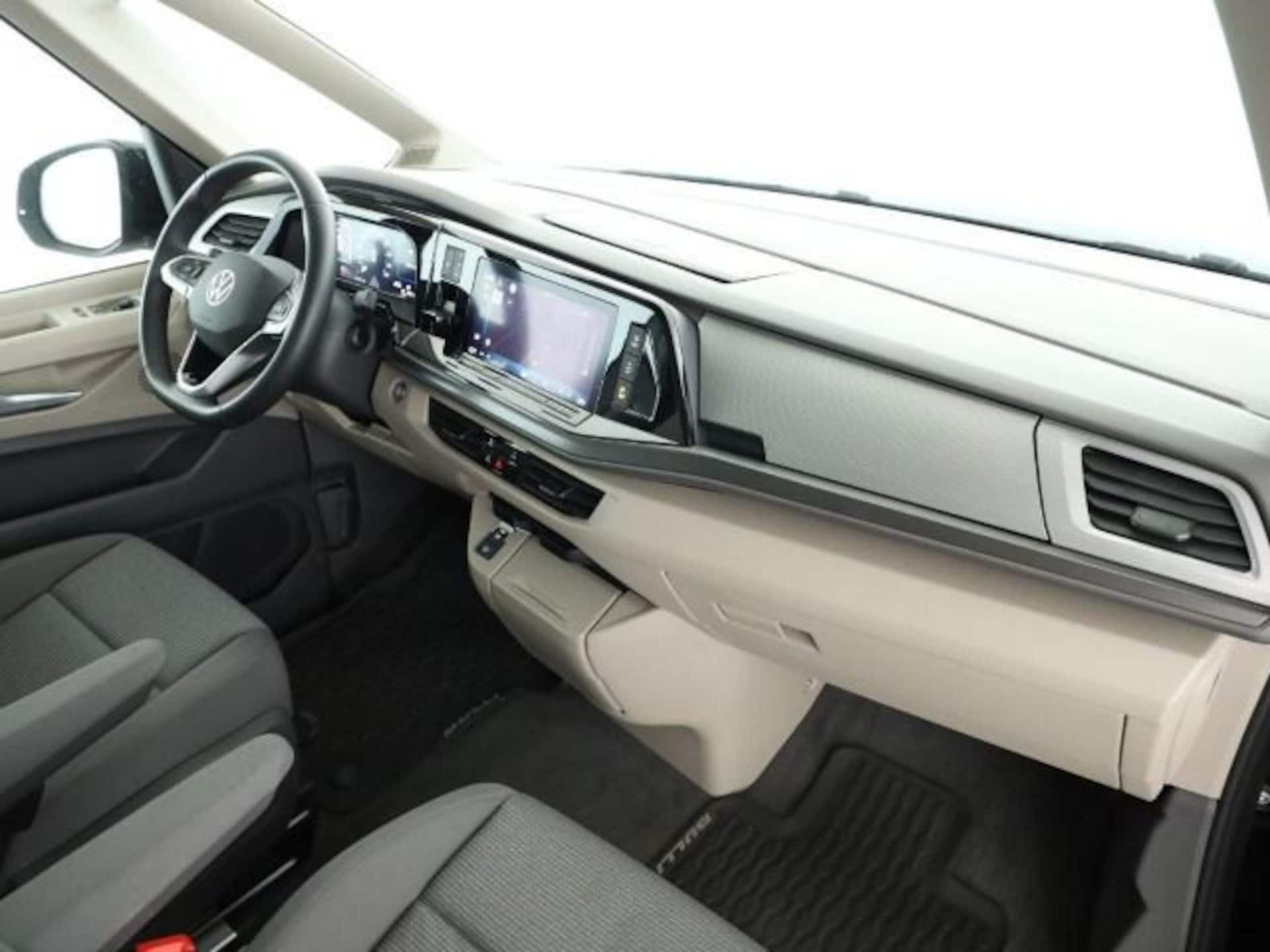 Volkswagen Multivan Basis-Modell