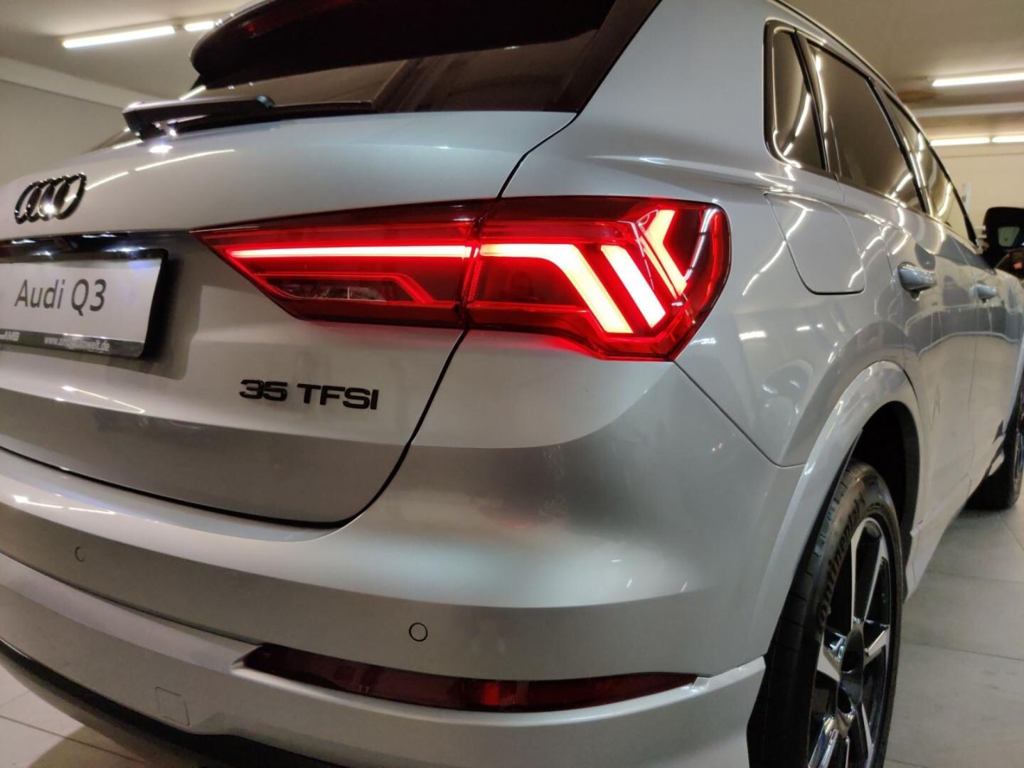 Bild über Audi Q3 advanced 35 TFSI S tronic - für weitere Informationen kontaktieren Sie den Audi Partner