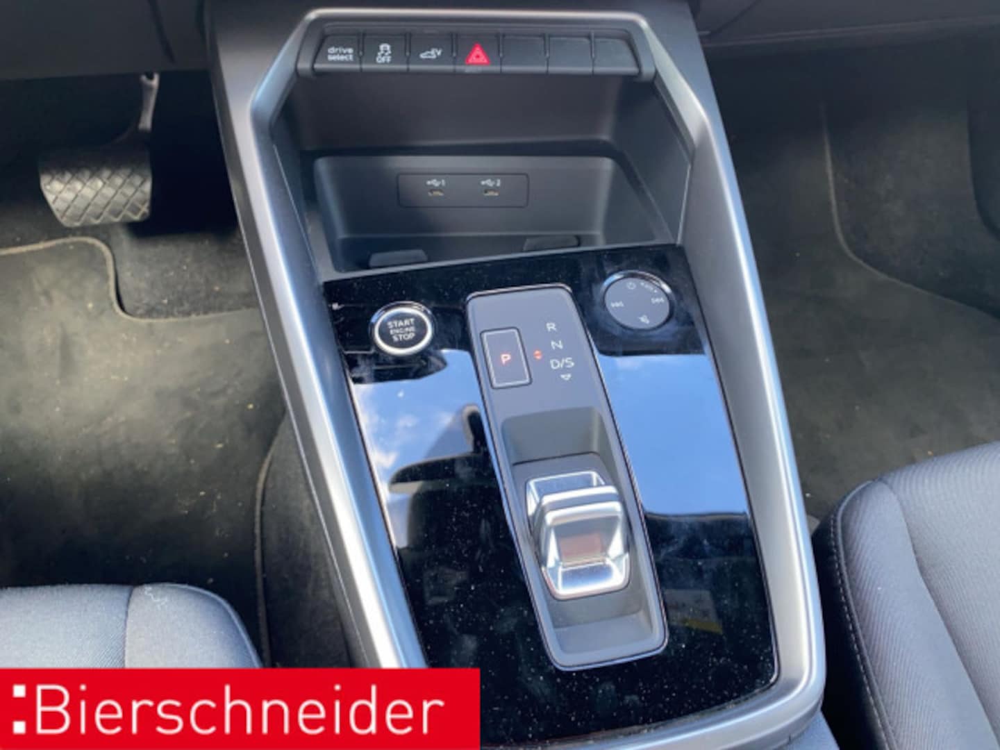Bild über Audi A3 Sportback TFSI e 40 TFSI e S tronic - für weitere Informationen kontaktieren Sie den Audi Partner