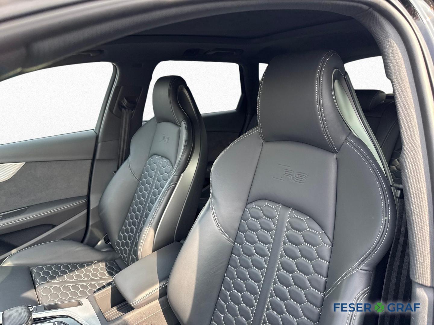 Image about Audi RS 4 Avant TFSI quattro tiptronic