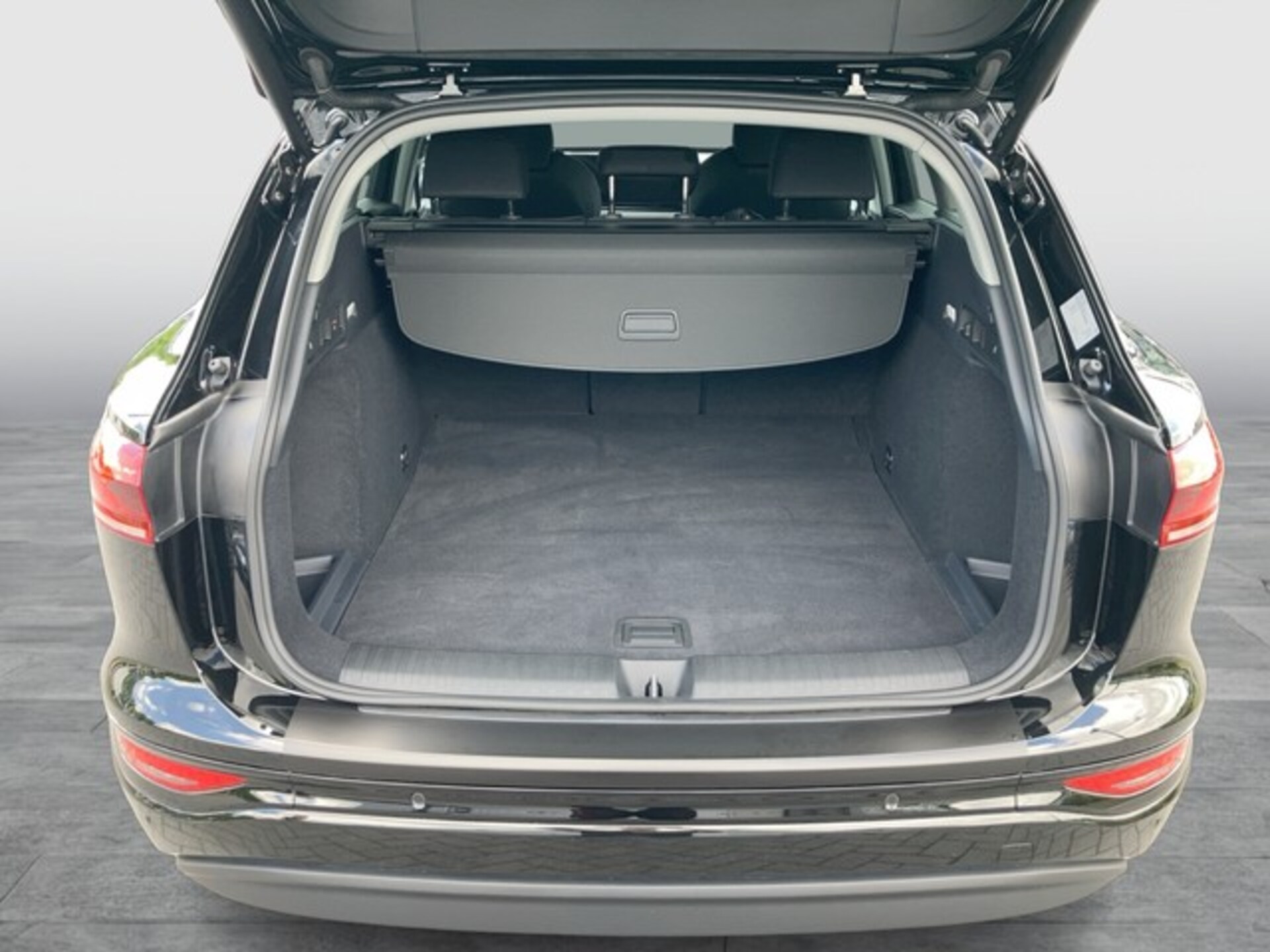 Audi Q6 SUV e-tron