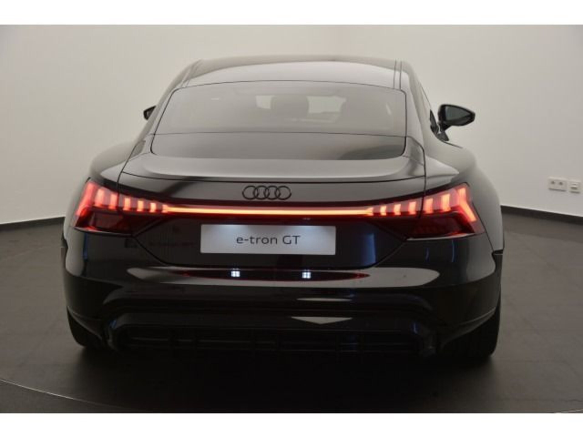 Audi e-tron GT quattro