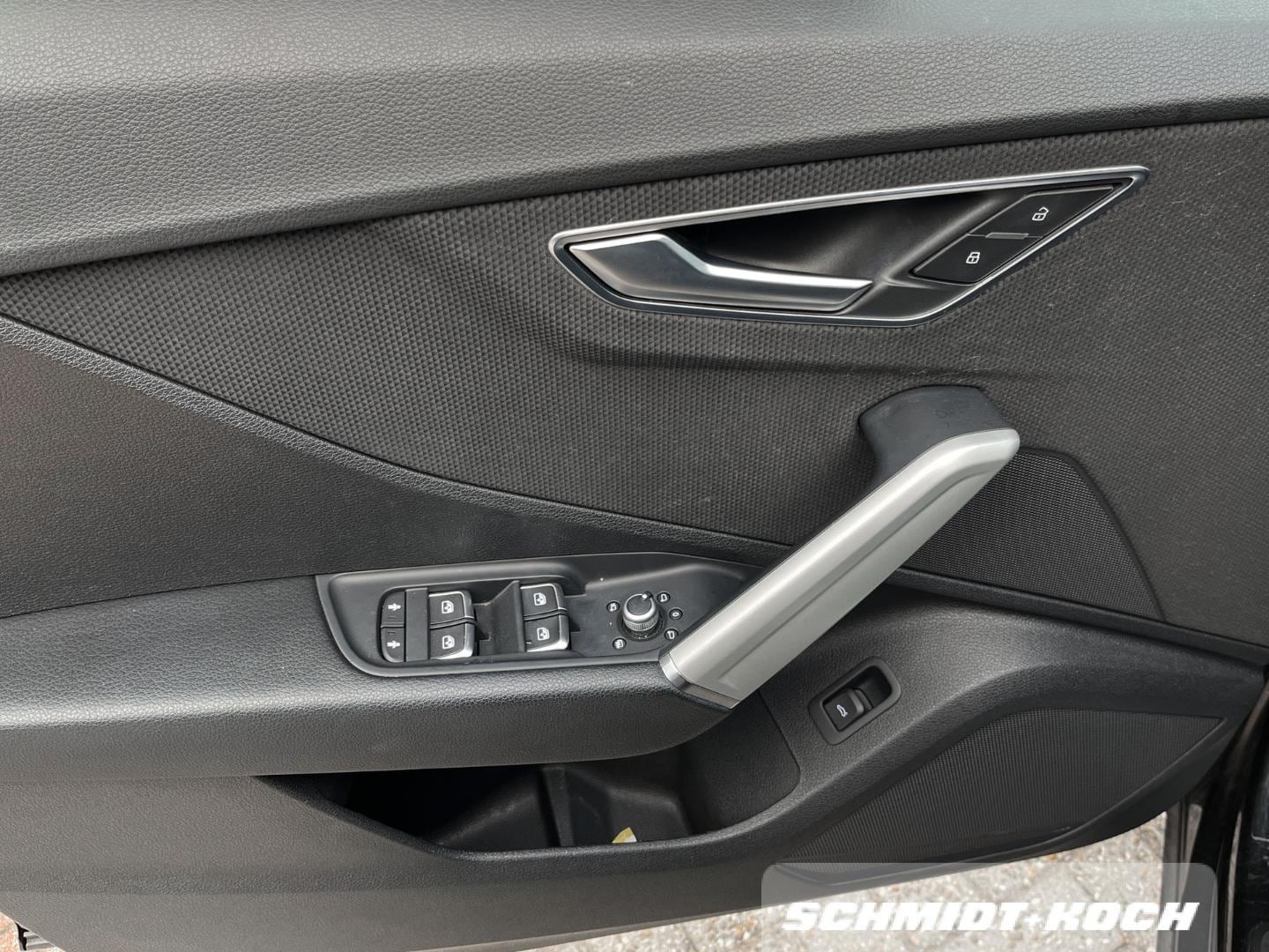Bild über Audi Q2 advanced 35 TFSI S tronic - für weitere Informationen kontaktieren Sie den Audi Partner