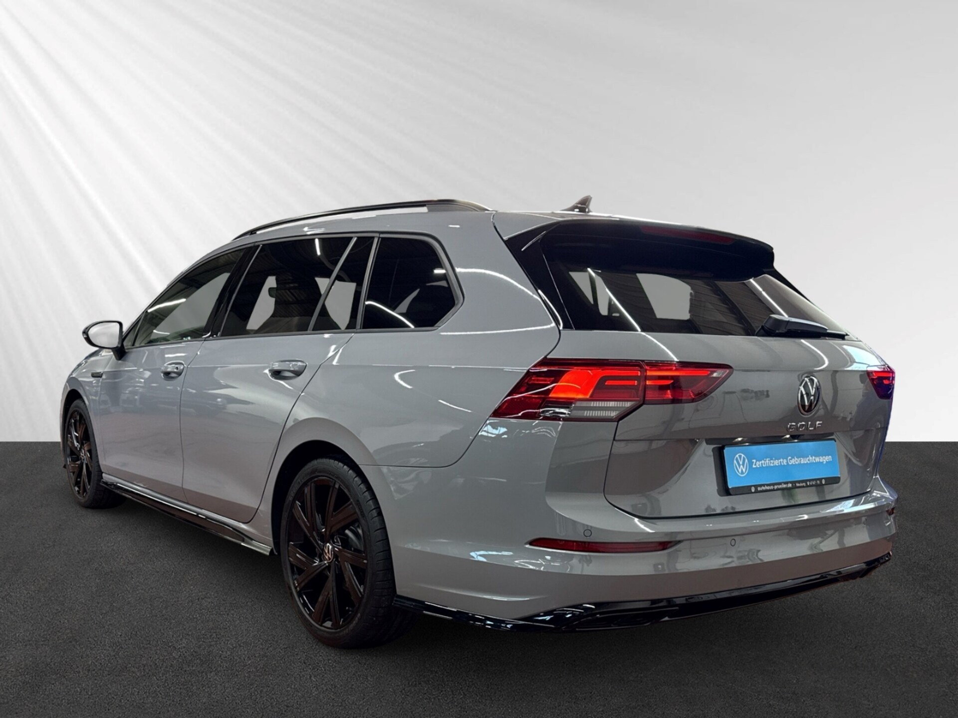 Volkswagen Golf Variant R-Line
