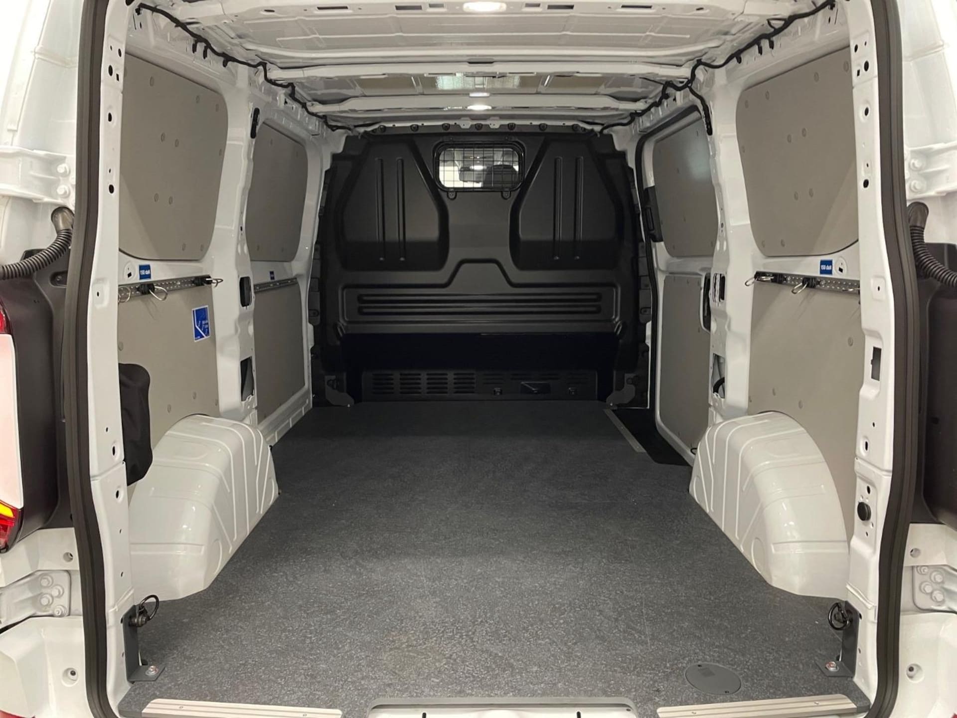 Volkswagen Transporter Kasten kurzer Radstand
