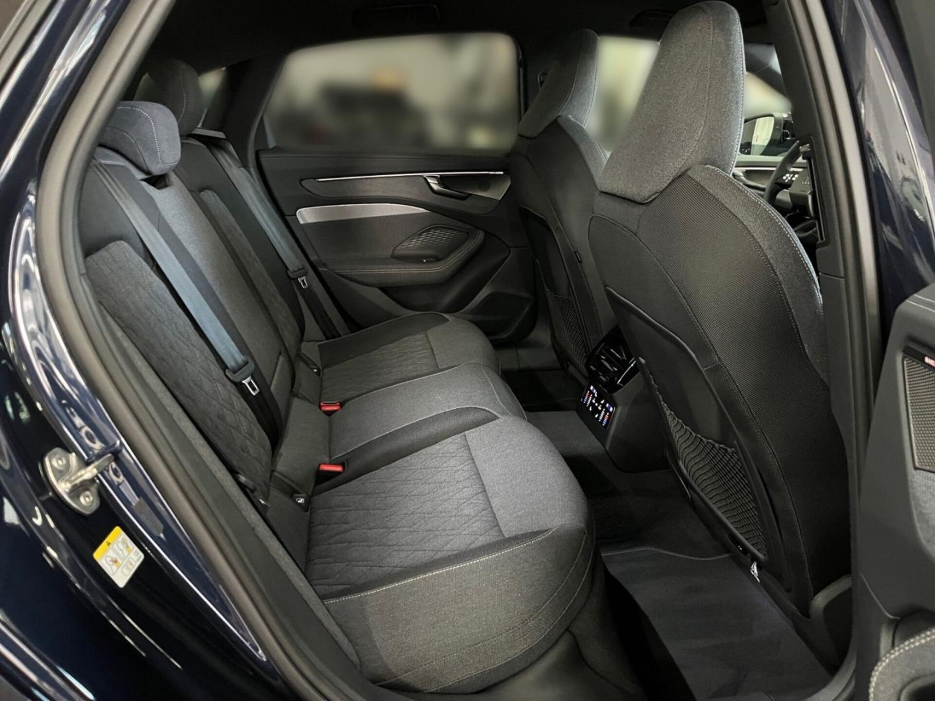 Audi A6 Limousine edition one