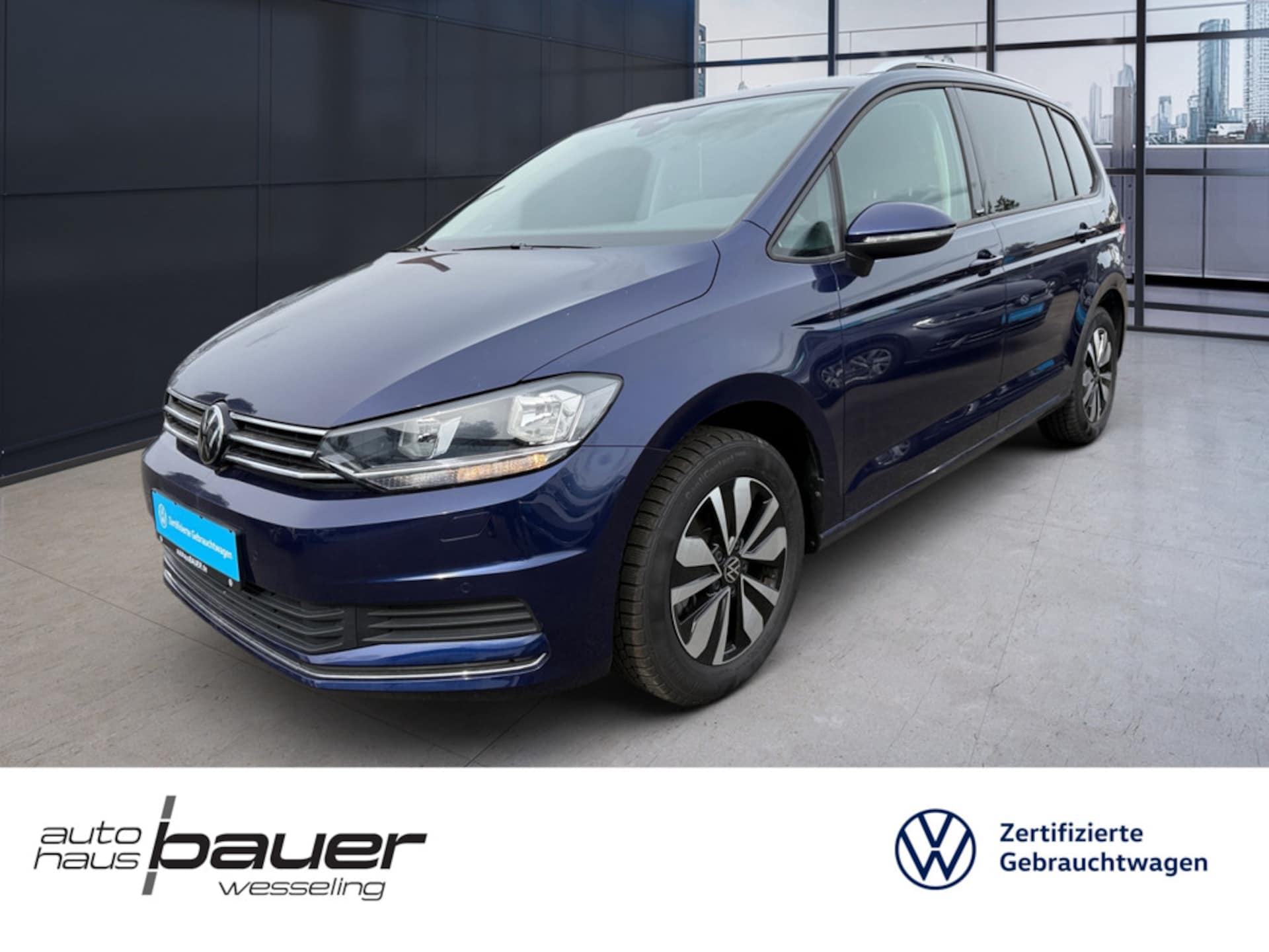 Volkswagen Touran — Volkswagen Touran Touran 1.5 TSI MOVE *NAV,R.Kam,ACC,APP,7-Sitze*