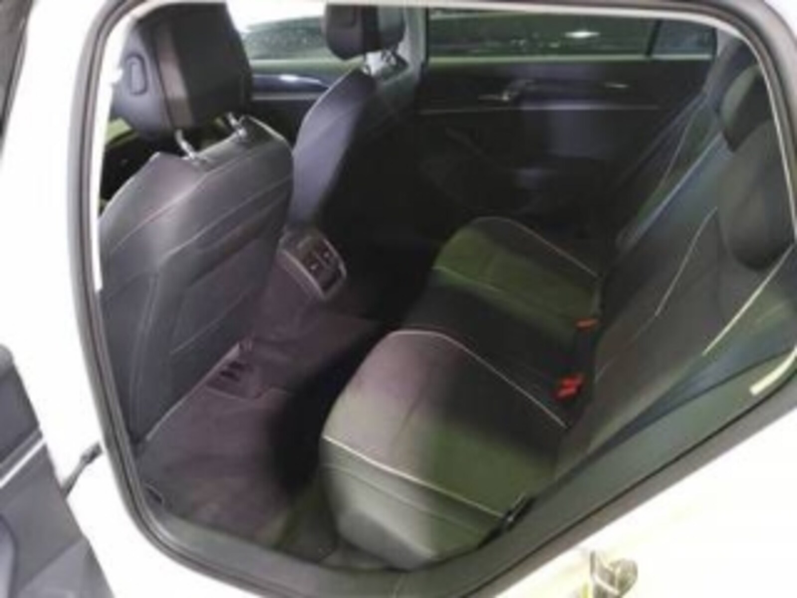 Volkswagen Passat – Bild 4