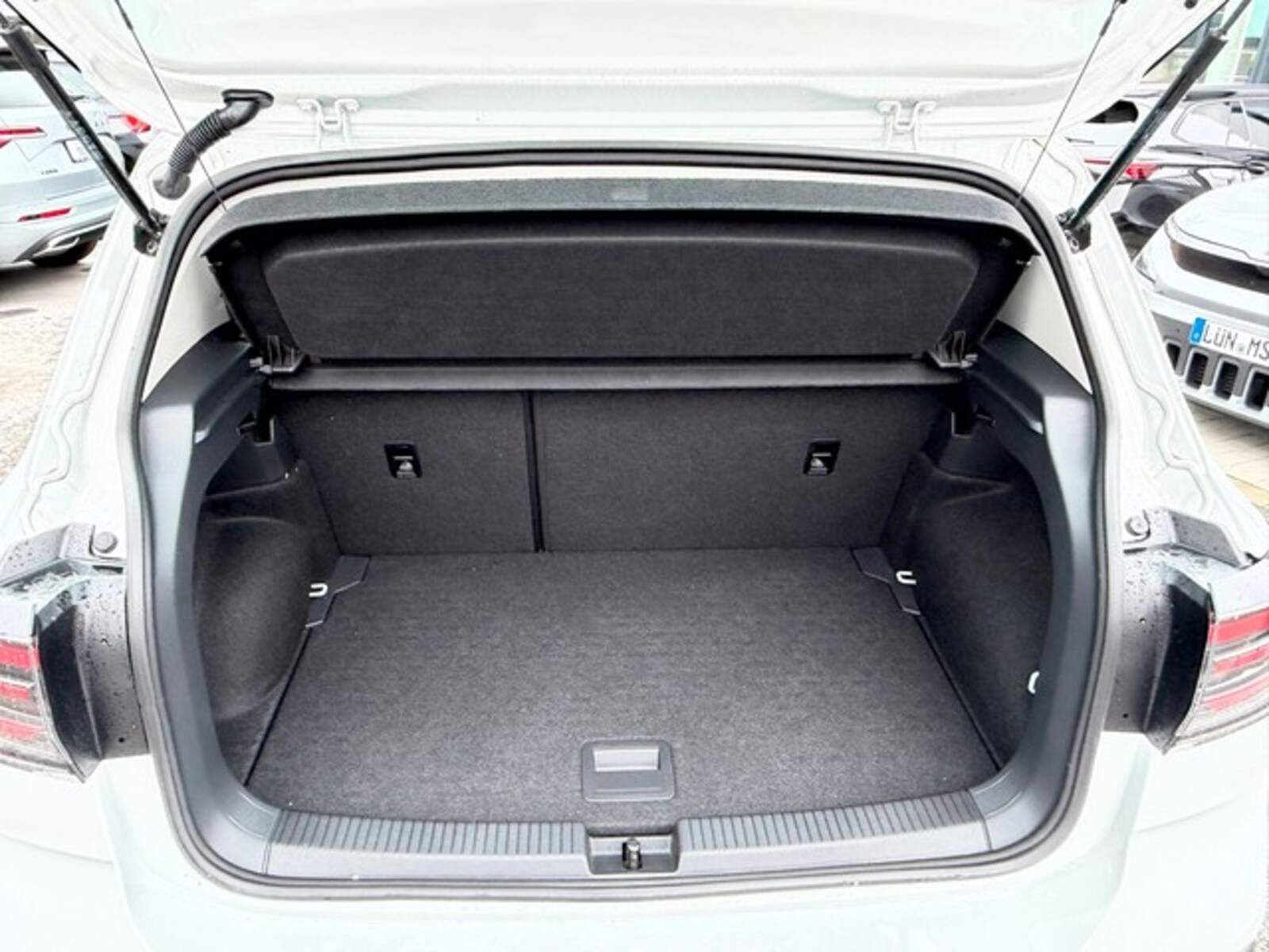 Volkswagen T-Cross – Bild 9