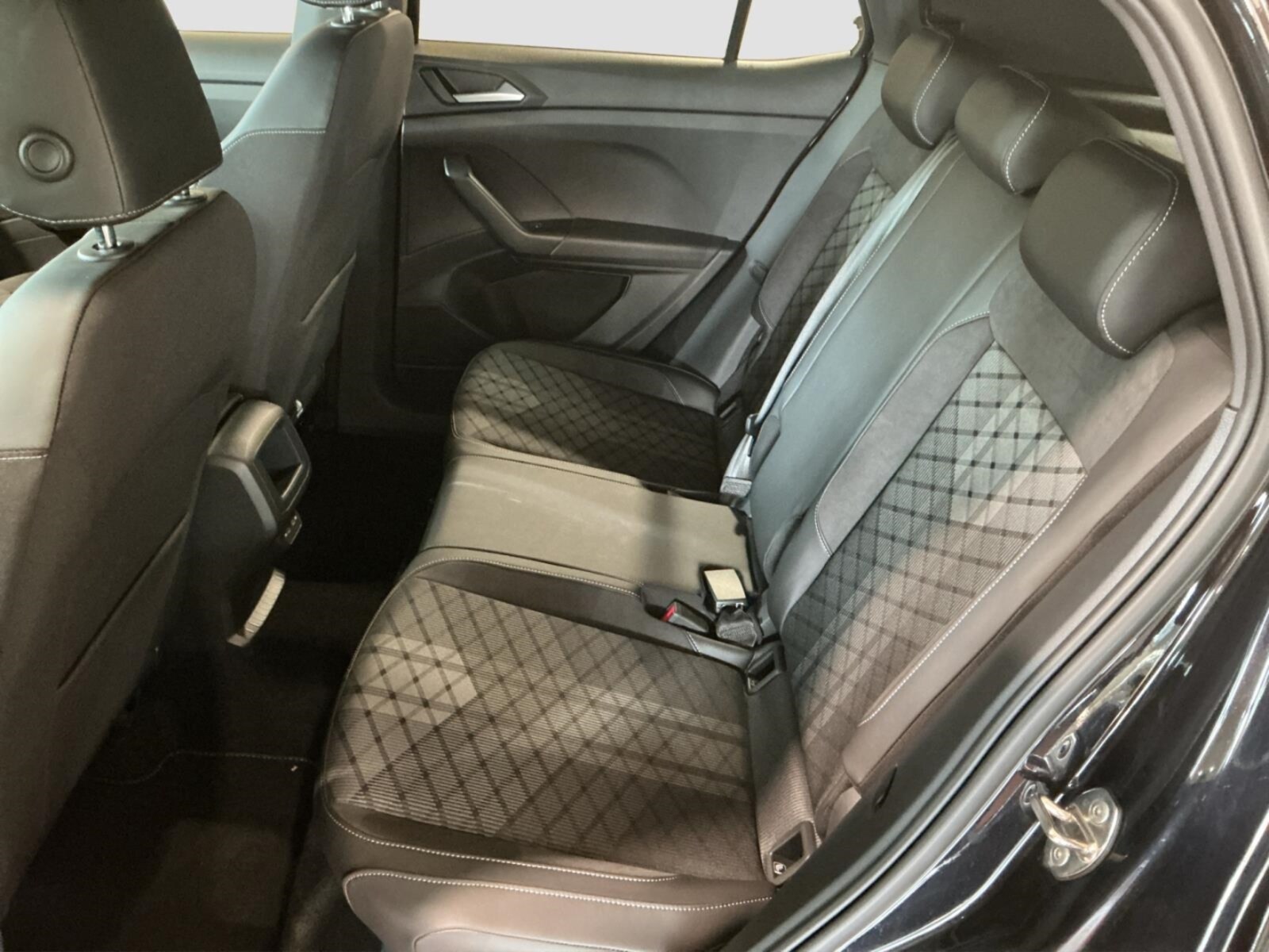 Volkswagen T-Cross – Bild 11