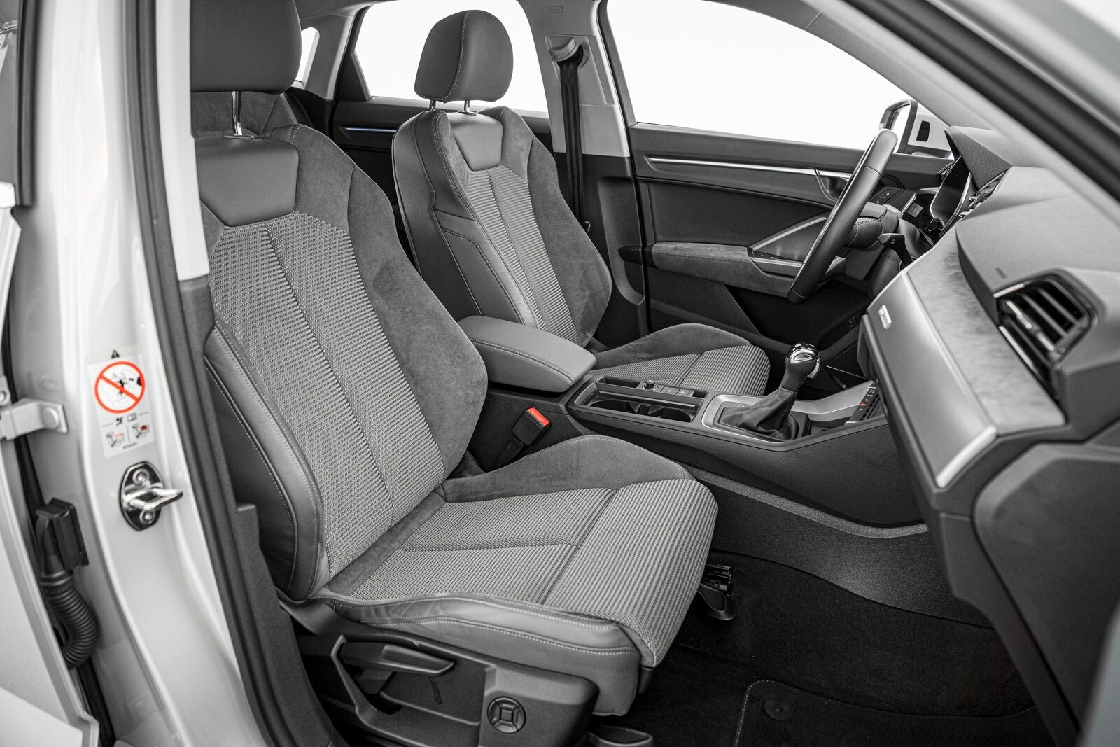 Image about Audi Q3 Sportback TFSI e 45 TFSI e S tronic