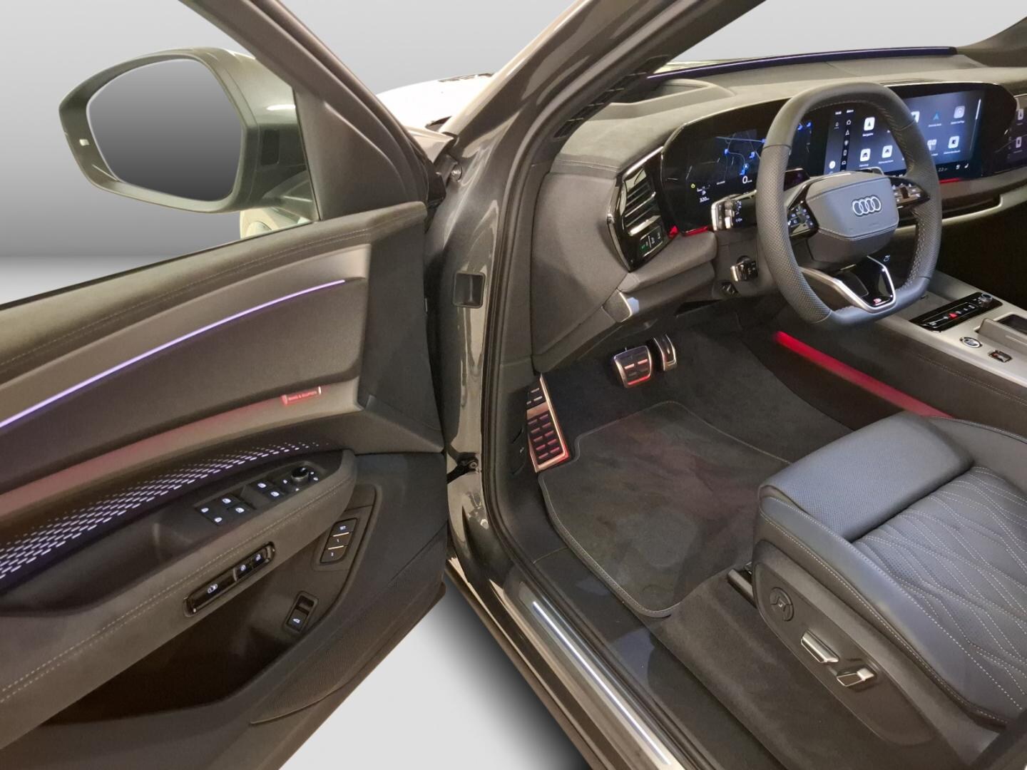 Bild über Audi Q7 SUV TDI quattro 220 kW tiptronic - für weitere Informationen kontaktieren Sie den Audi Partner