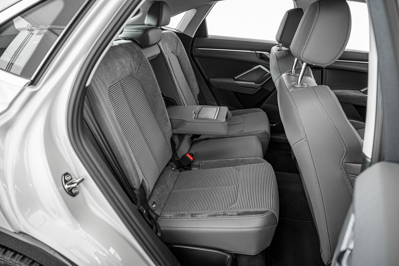 Image about Audi Q3 Sportback TFSI e 45 TFSI e S tronic