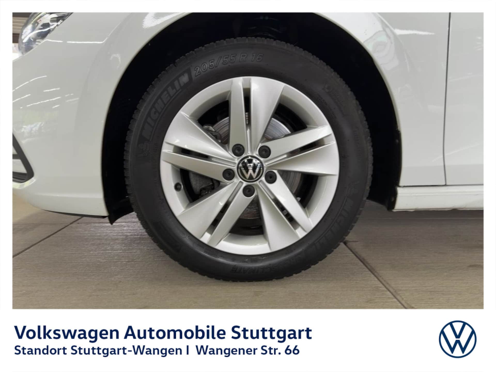 Volkswagen Golf Variant Life