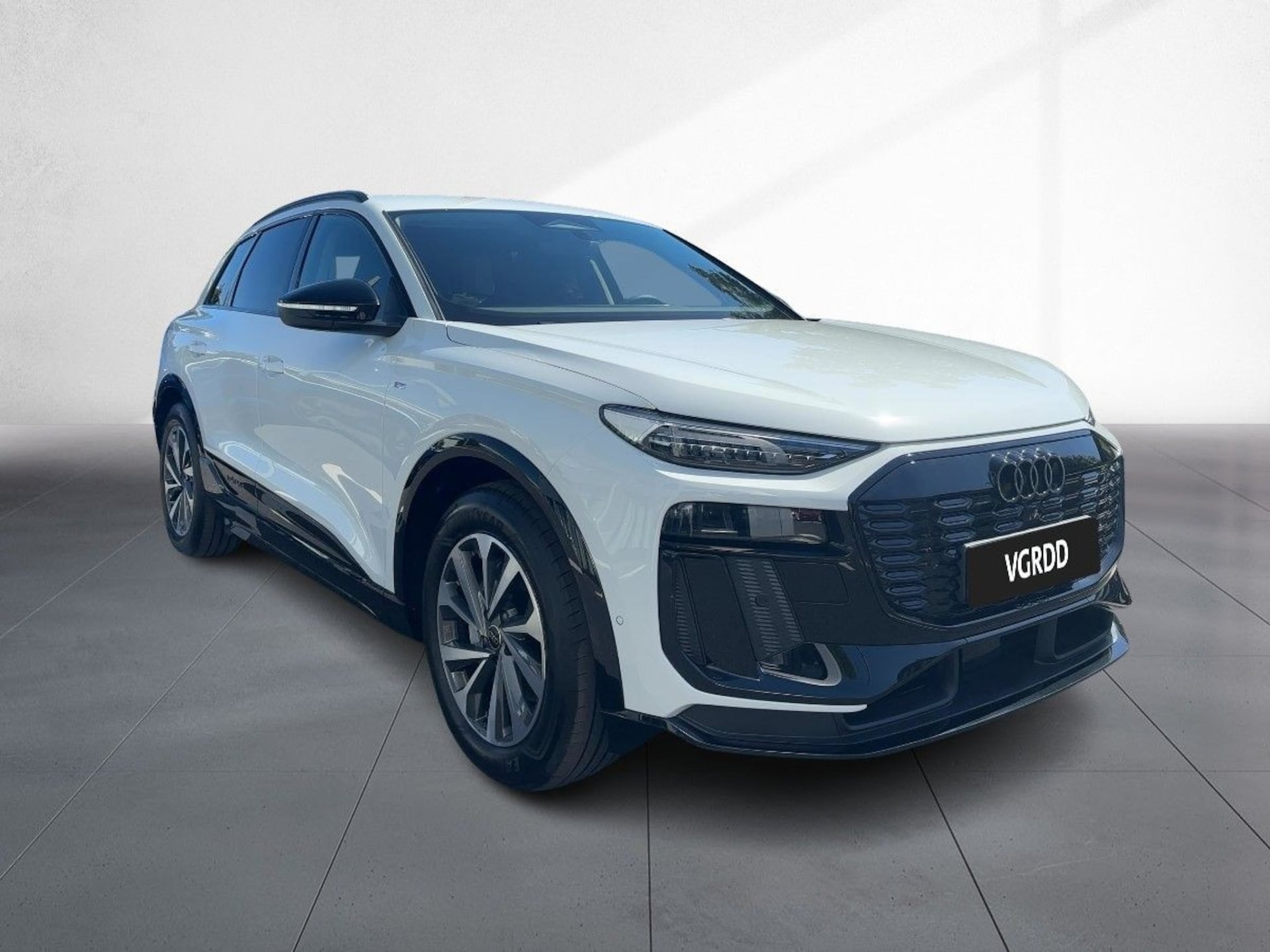 Audi Q6 SUV e-tron