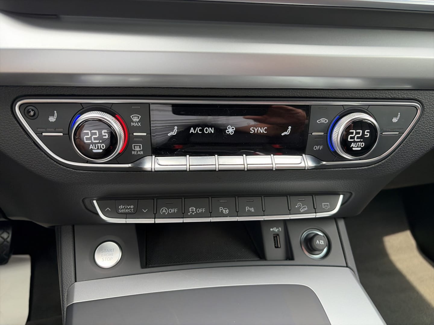 Bild über Audi Q5 Sportback 50 TDI quattro tiptronic - für weitere Informationen kontaktieren Sie den Audi Partner