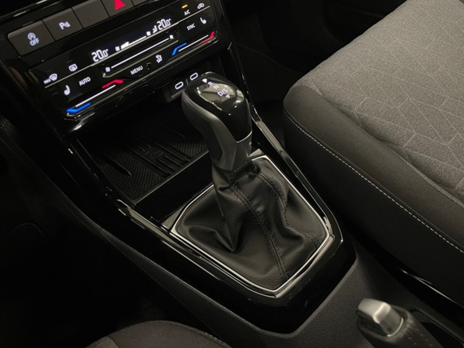 Volkswagen T-Cross – Bild 15