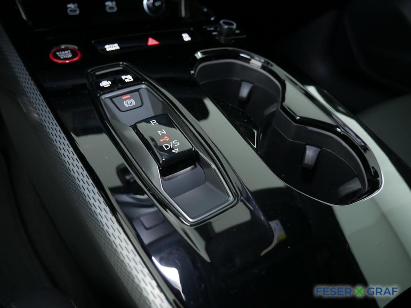 Bild über Audi S5 Limousine TFSI 270 kW S tronic - für weitere Informationen kontaktieren Sie den Audi Partner