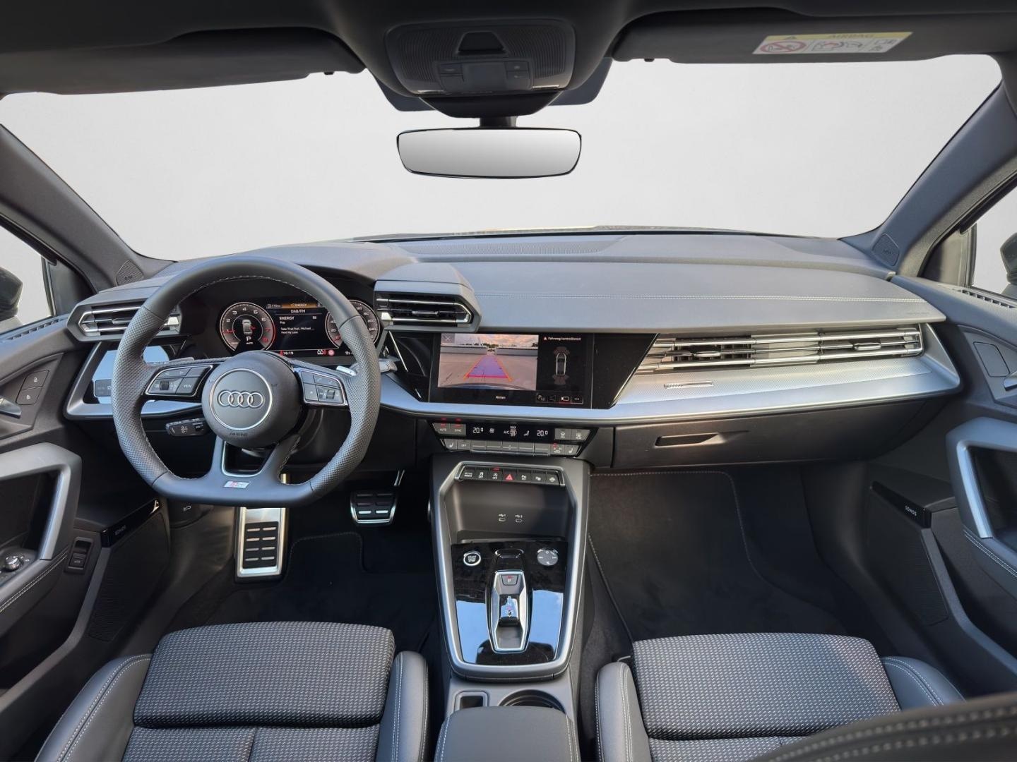 Bild über Audi A3 Limousine TFSI 110 kW S tronic - für weitere Informationen kontaktieren Sie den Audi Partner
