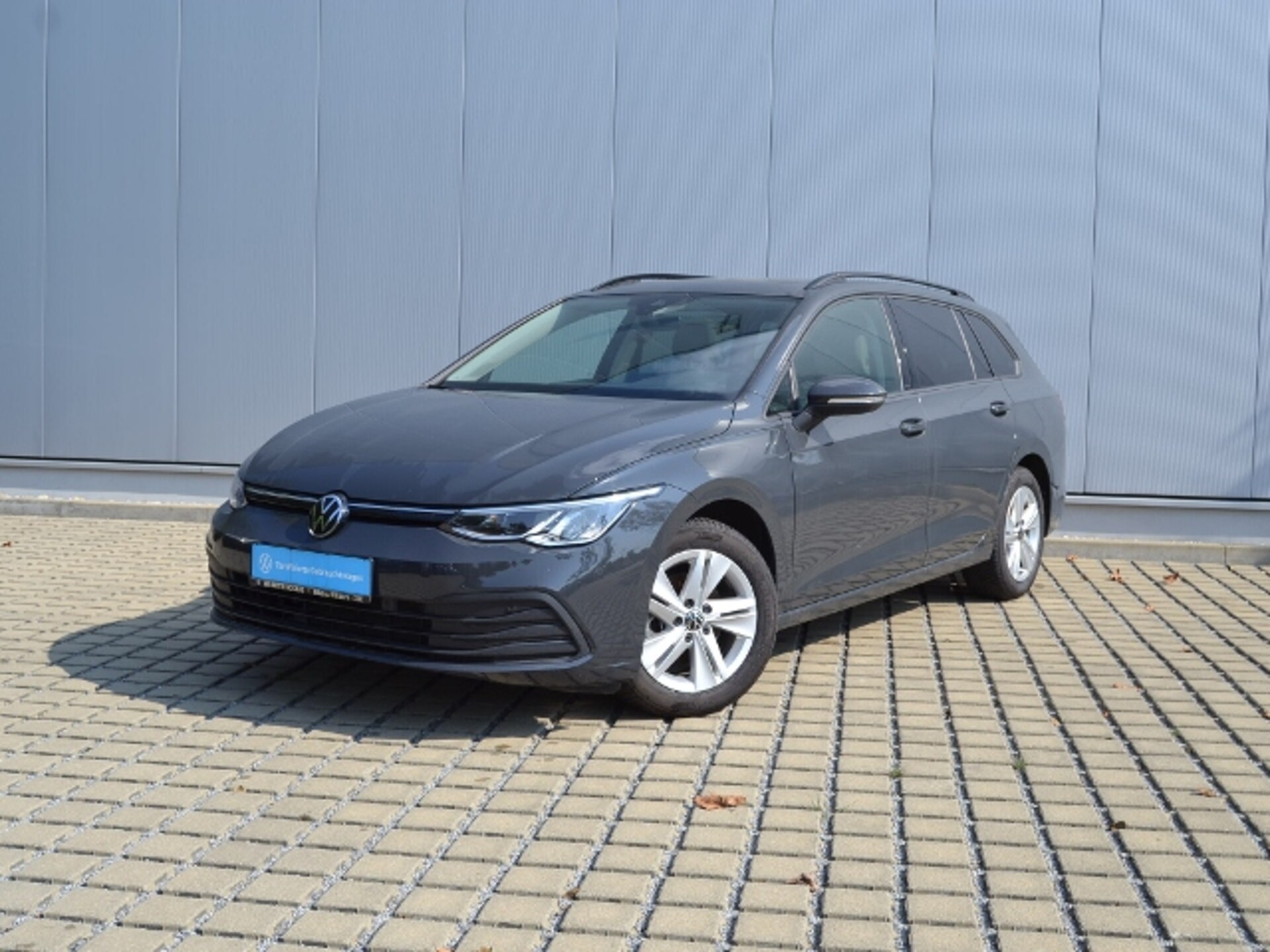 Volkswagen Golf Variant Life