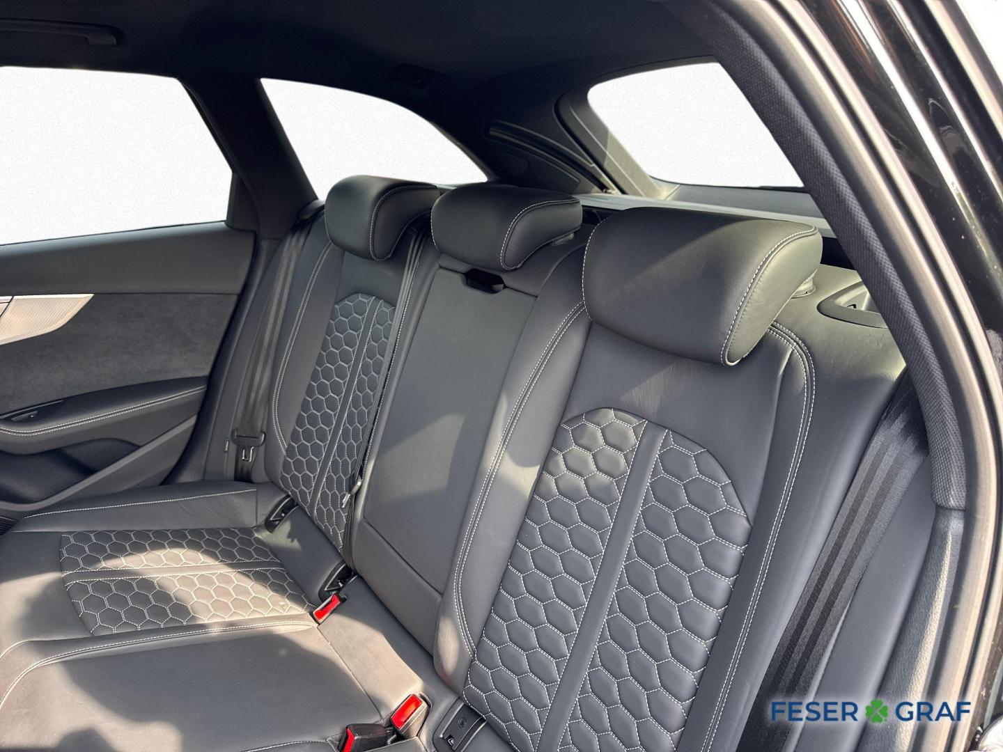 Image about Audi RS 4 Avant TFSI quattro tiptronic