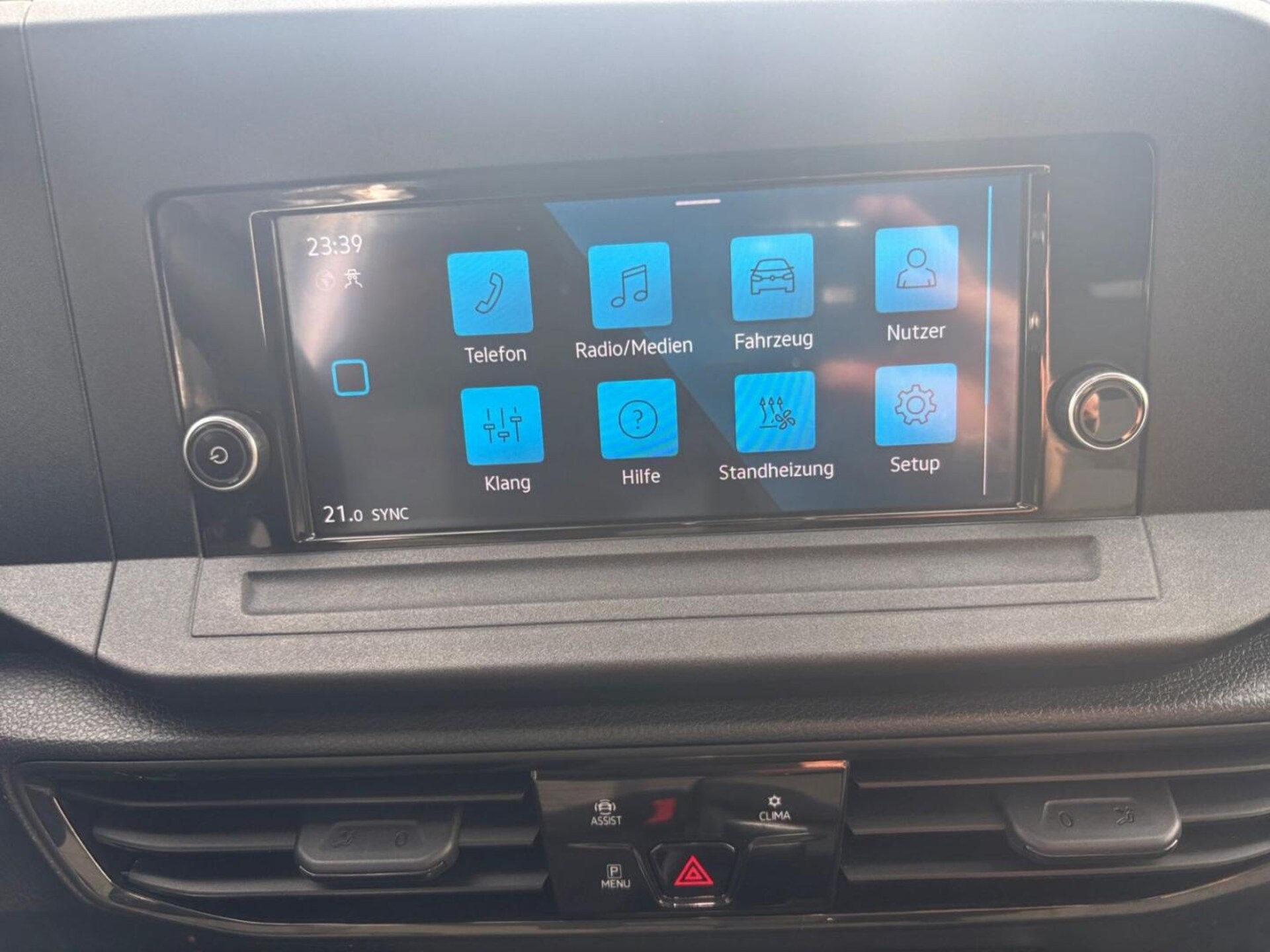 Volkswagen Caddy Maxi Basis-Modell