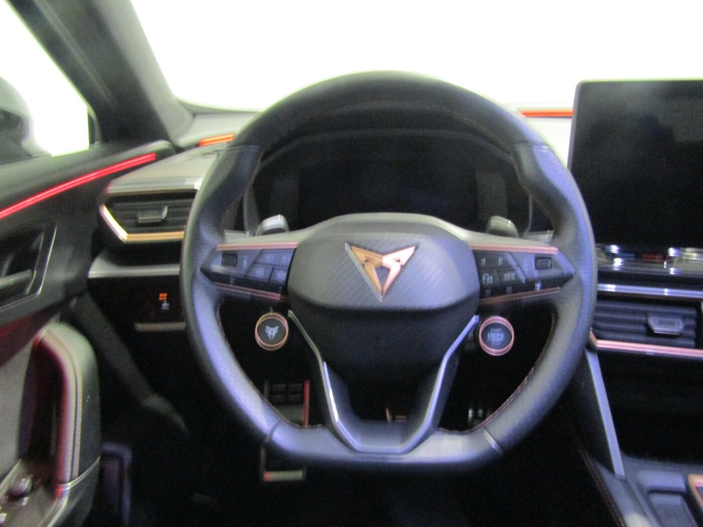CUPRA Formentor 1.5 eTSI DSG 110 kW (150 CV) — photo 12