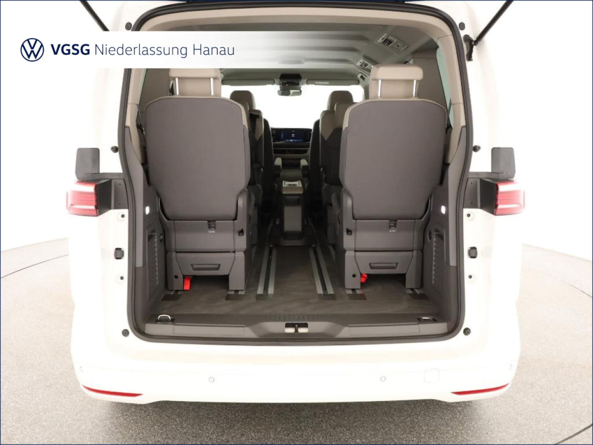 Volkswagen Multivan Basis-Modell