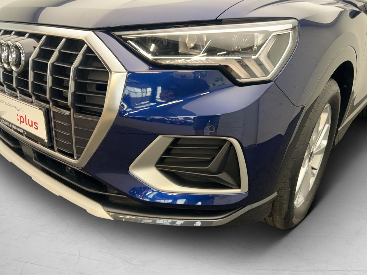 Bild über Audi Q3 TFSI 110 kW S tronic - für weitere Informationen kontaktieren Sie den Audi Partner
