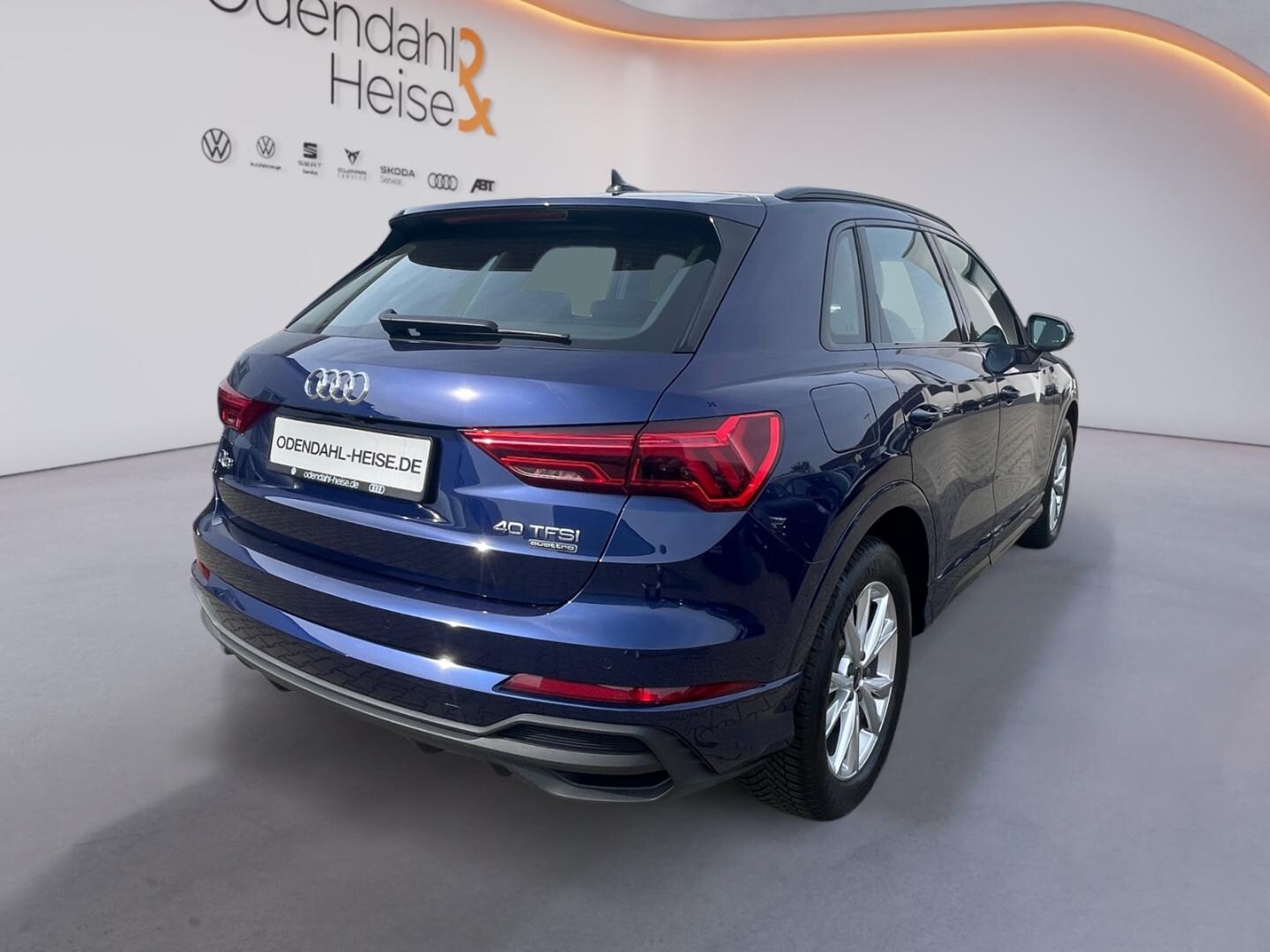 Bild über Audi Q3 S line 40 TFSI quattro S tronic - für weitere Informationen kontaktieren Sie den Audi Partner