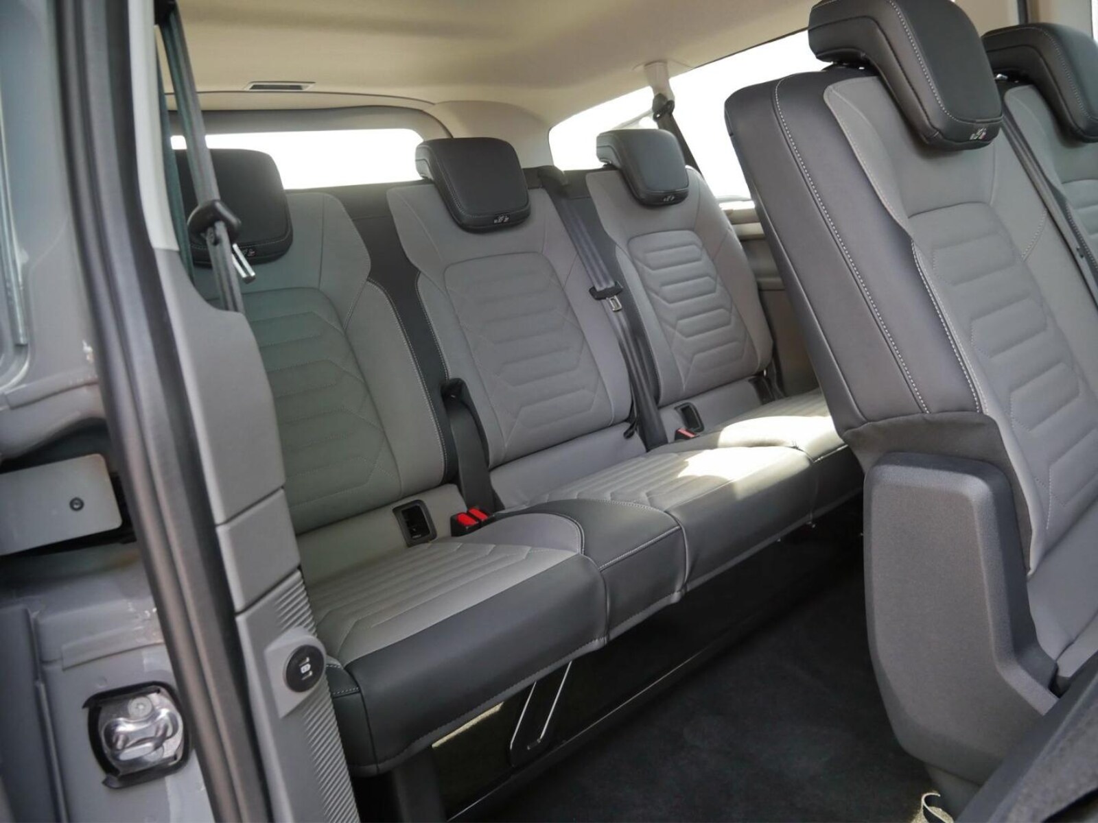 Volkswagen e-Caravelle Langer Radstand – Bild 16