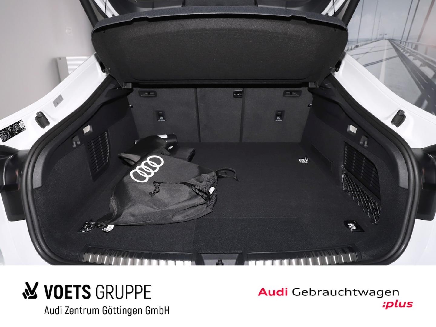 Bild über Audi A5 Limousine e-hybrid e-hybrid quattro 220 kW S tronic - für weitere Informationen kontaktieren Sie den Audi Partner