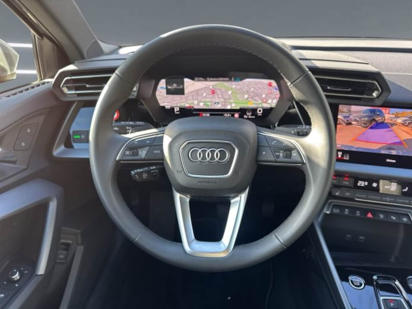 Bild über Audi A3 allstreet TDI 110 kW S tronic - für weitere Informationen kontaktieren Sie den Audi Partner