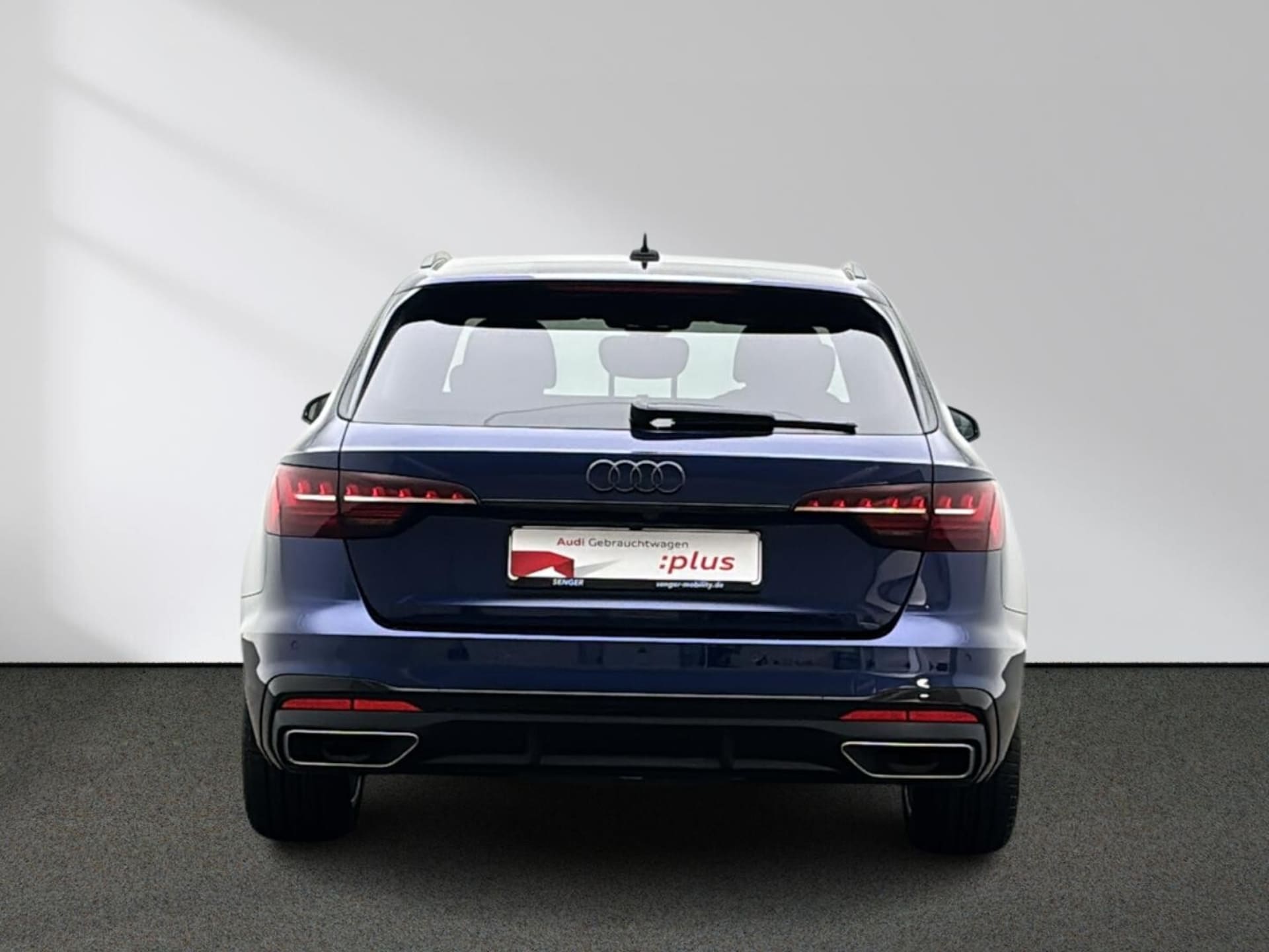 Audi A4 Avant S line