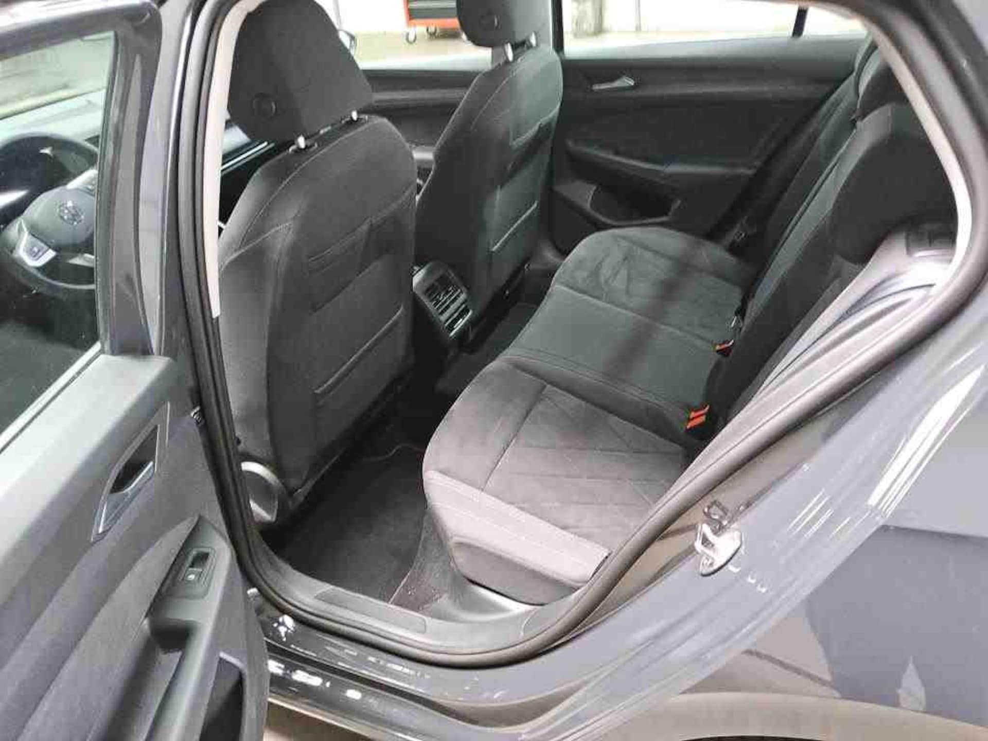 Volkswagen Golf Style