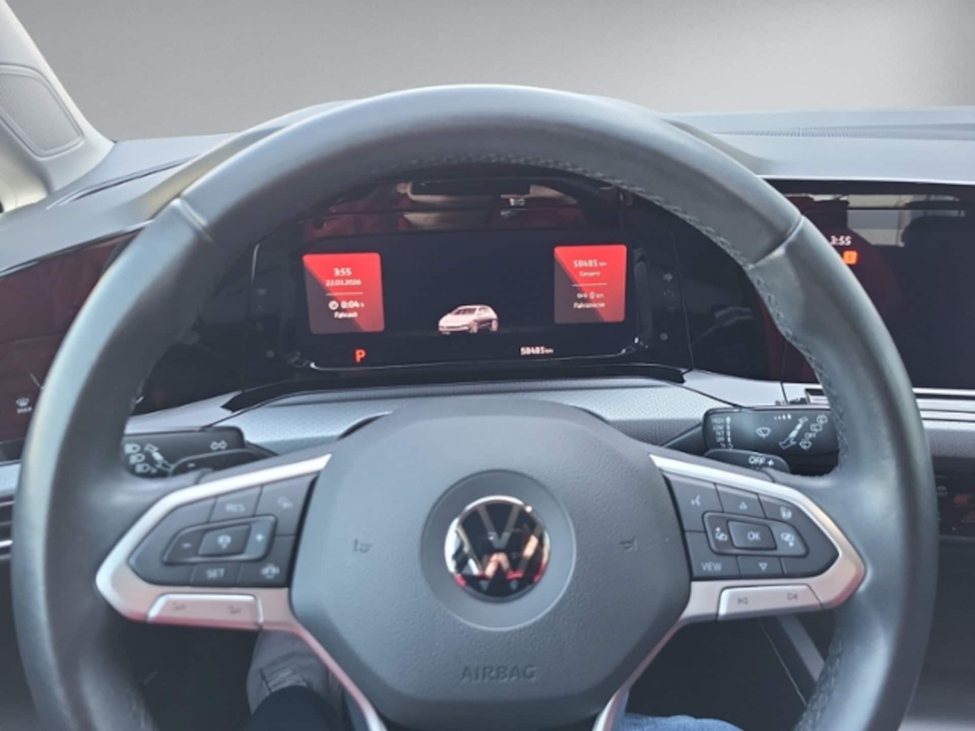 Volkswagen Golf Active
