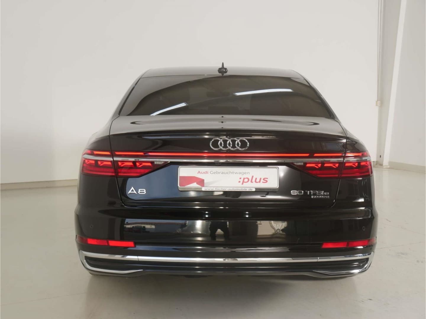 Bild über Audi A8 TFSI e 60 TFSI e quattro tiptronic - für weitere Informationen kontaktieren Sie den Audi Partner