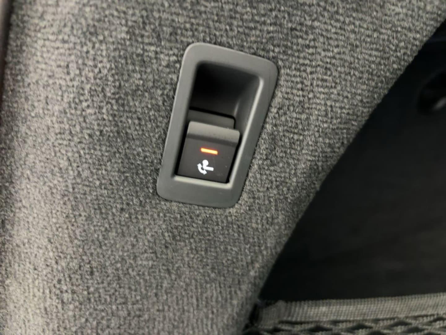 Bild über Audi A6 Avant S line 50 TDI quattro tiptronic - für weitere Informationen kontaktieren Sie den Audi Partner