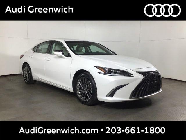Photo of 2024 Lexus ES 300h