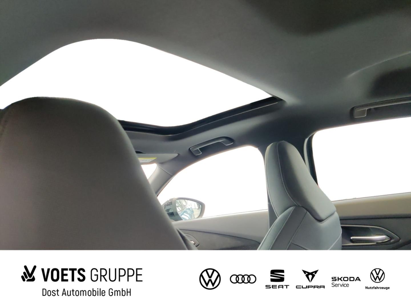 Bild über Audi Q3 Sportback TFSI quattro 195 kW S tronic - für weitere Informationen kontaktieren Sie den Audi Partner