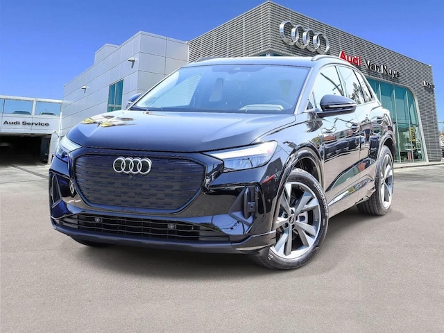 Photo of 2024 Audi Q4 e-tron 