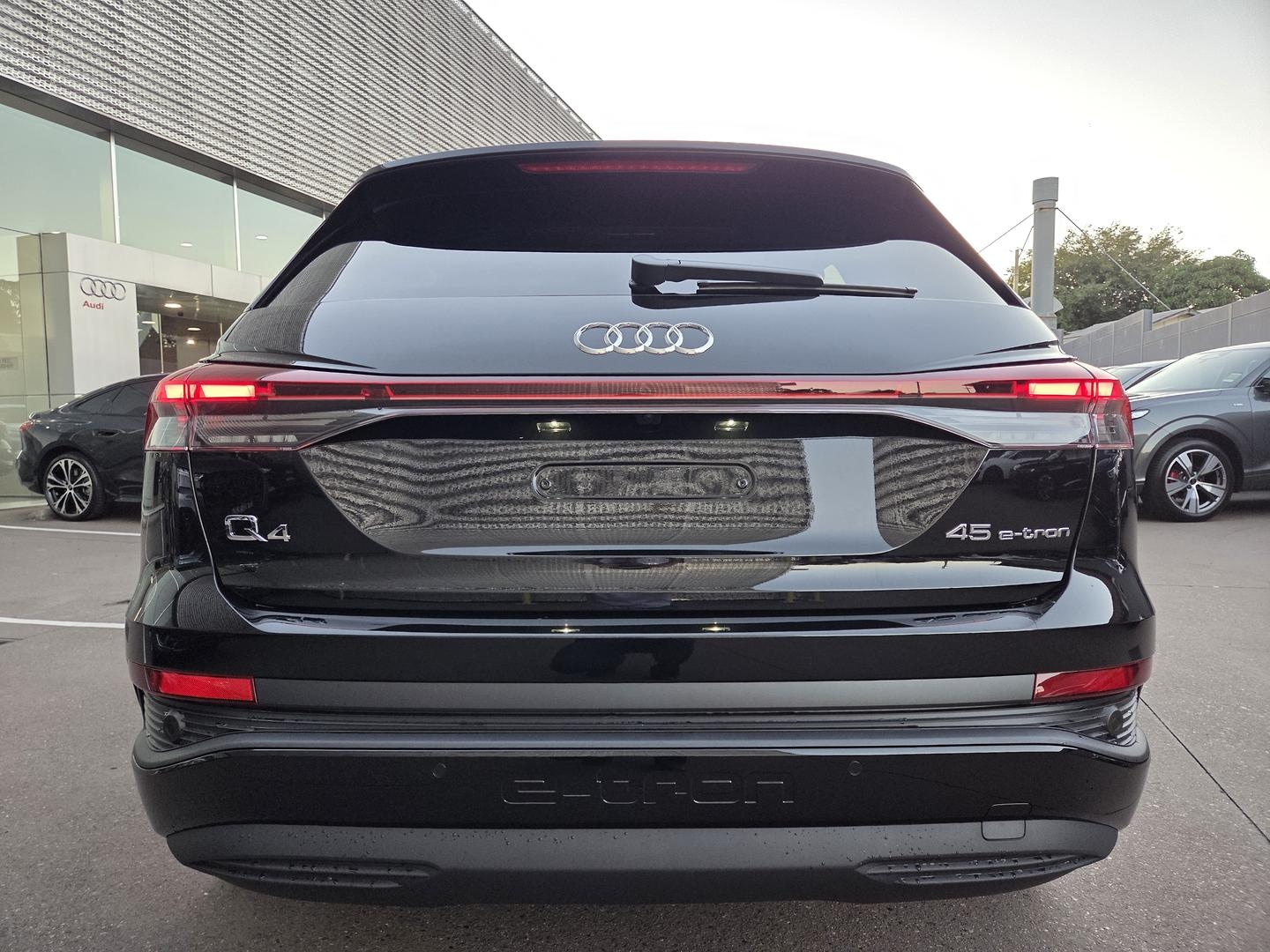 Image about Audi Q4 e-tron e-tron