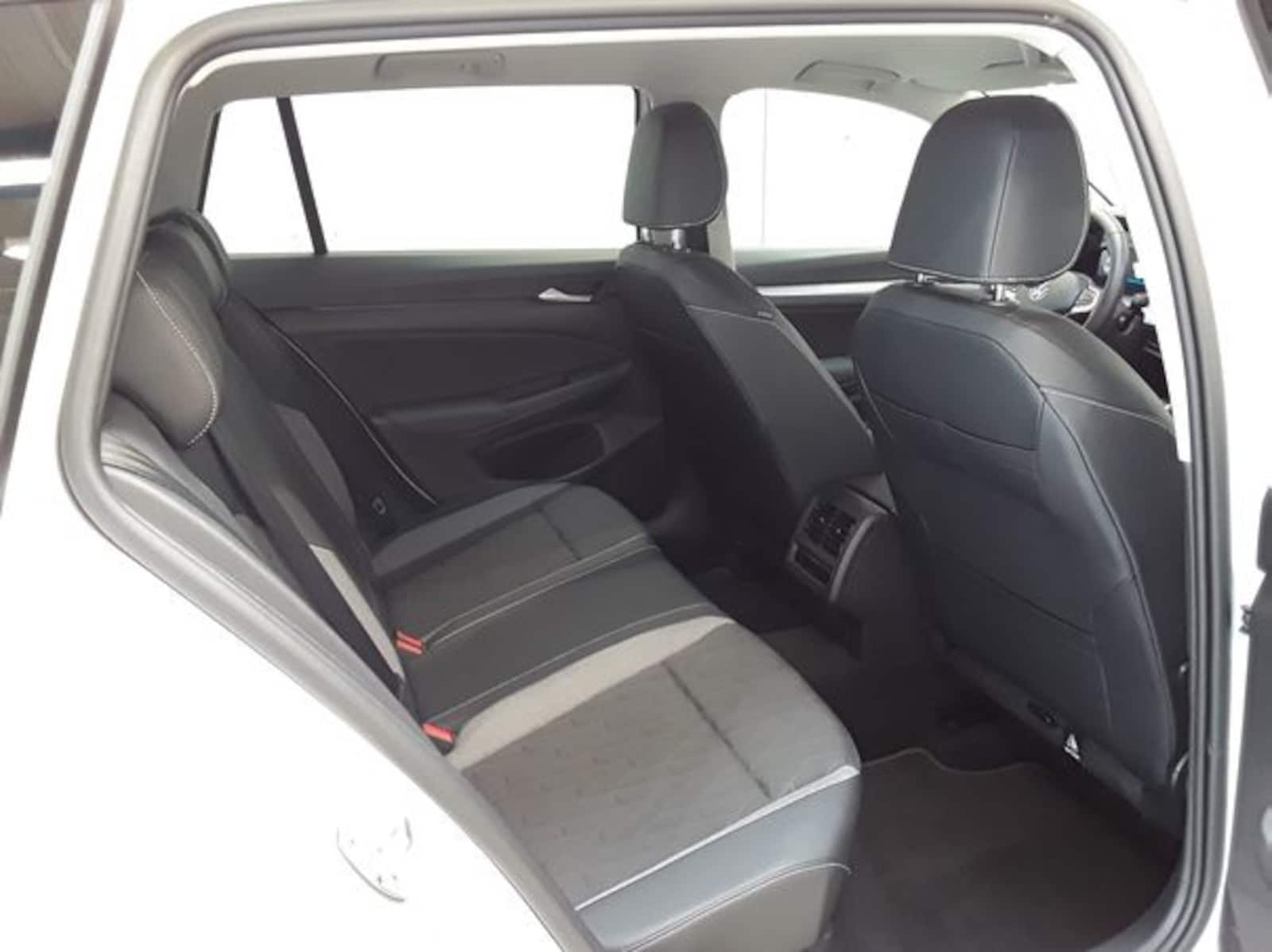 Volkswagen Golf Variant – Bild 4