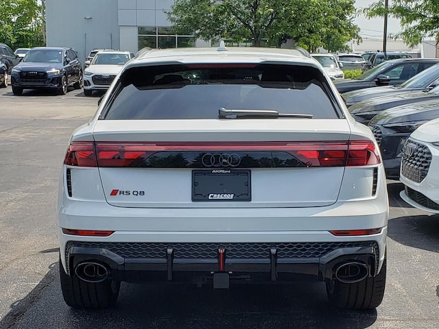 2026 Audi RS Q8 SUV performance