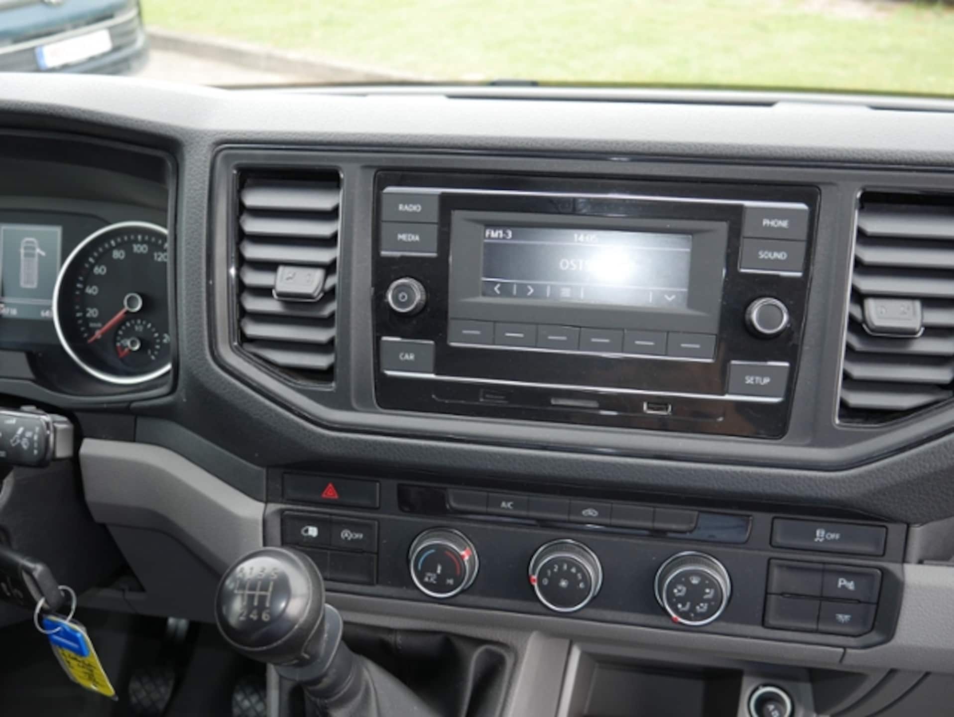 Volkswagen Crafter Kasten mittlerer Radstand