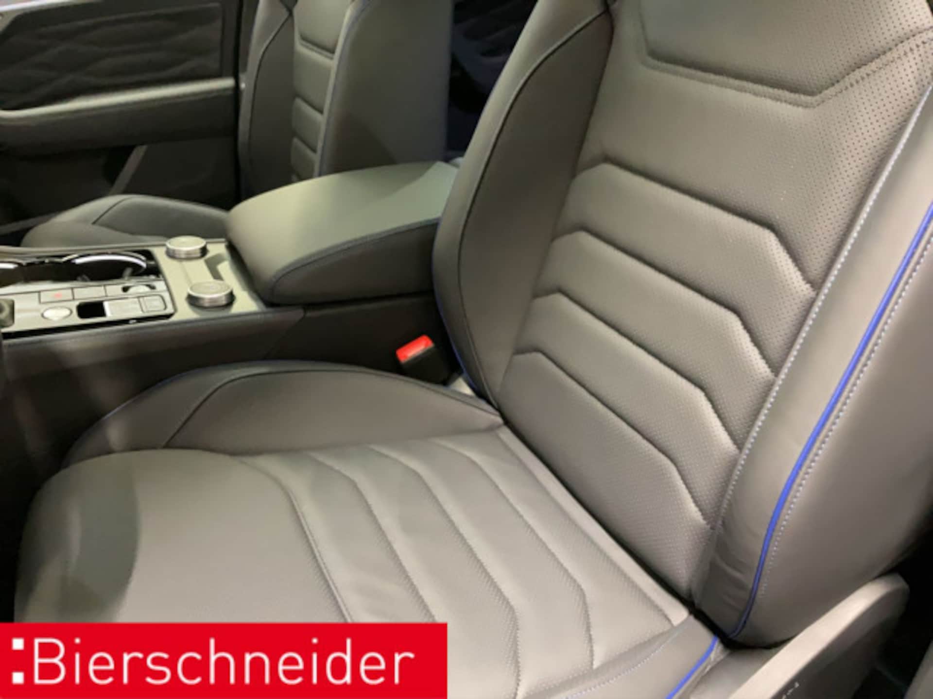 Volkswagen Touareg R