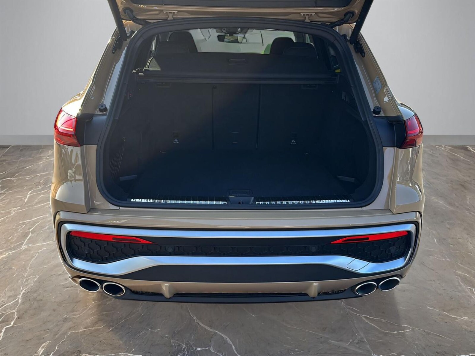 Audi SQ5 – Bild 11