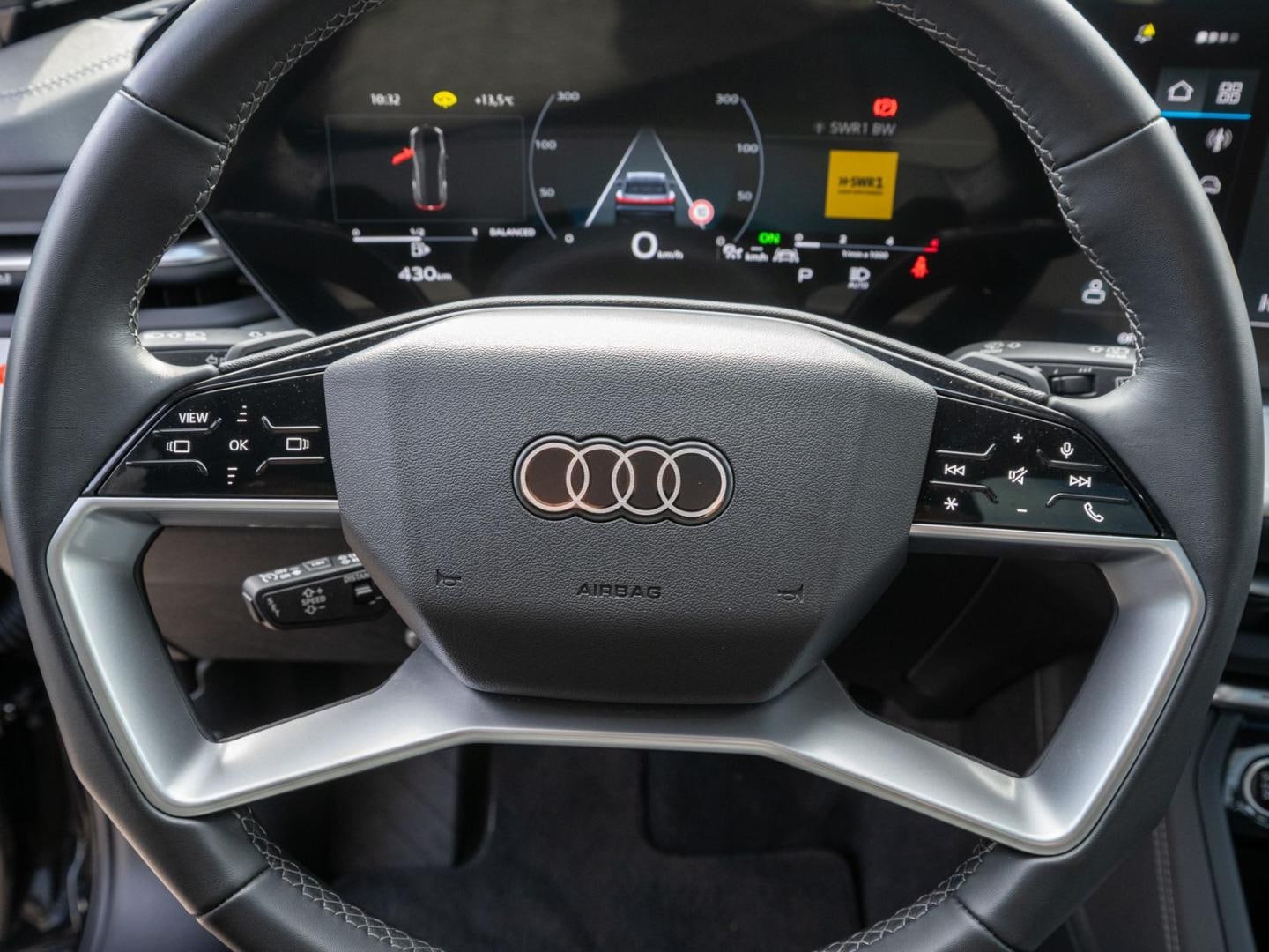 Bild über Audi Q5 SUV TDI quattro 150 kW S tronic - für weitere Informationen kontaktieren Sie den Audi Partner